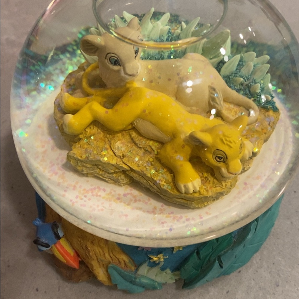 Disney Lion King Snow Globe